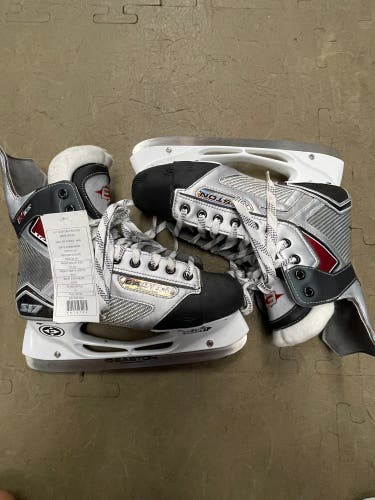 Easton Stealth S17 Hockey Skates Regular Width Pro Stock 10 (New) - RARE
