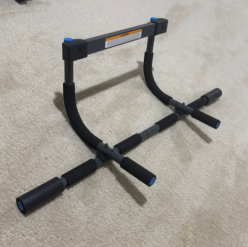 Like New Pull Up Bar