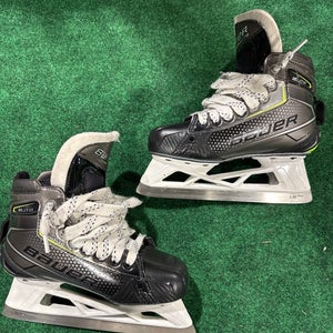Junior Bauer Elite Hockey Goalie Skates (Regular) Size 3 (Used)