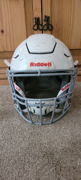 Extra Large Youth Riddell SpeedFlex Helmet (Used)