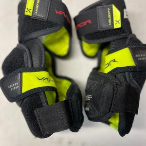 Junior Medium Bauer Elbow Pads (New)