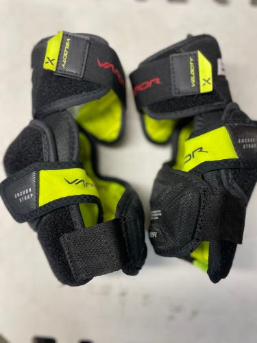 Junior Medium Bauer Elbow Pads (New)