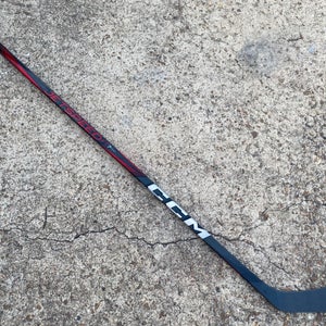 Senior CCM Jetspeed FT7 Pro Hockey Stick Left Hand P28 Pro Stock SAARELLA (New)