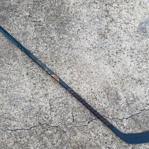 Senior Warrior Covert QR6 pro Hockey Stick Left Hand P28M Pro Stock ATHANASIOU (New)
