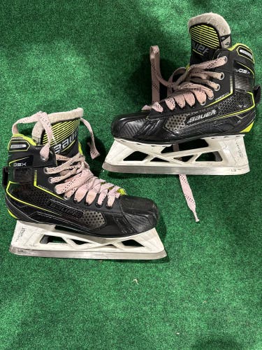 Intermediate Bauer GSX Hockey Goalie Skates (Regular) Size 6 (Used)