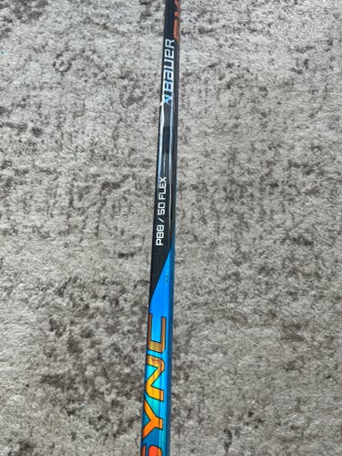 Junior Bauer Nexus Sync Right Handed Hockey Stick P88