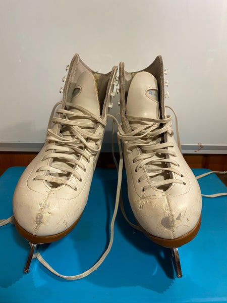 Riedell Figure Skates  Junior 3.5 (Used)
