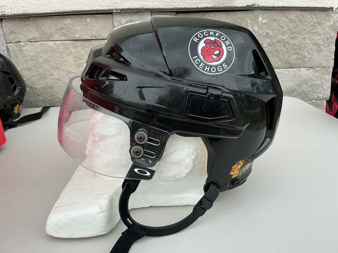 CCM Vector V08 Pro Stock Hockey Helmet Visor Combo Medium Black 719396