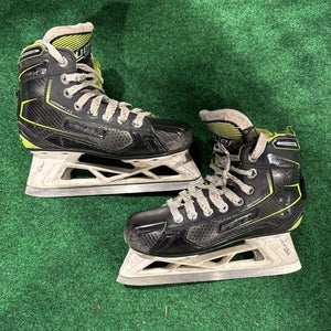 Intermediate Bauer GSX Hockey Goalie Skates (Regular) Size 4 (Used)