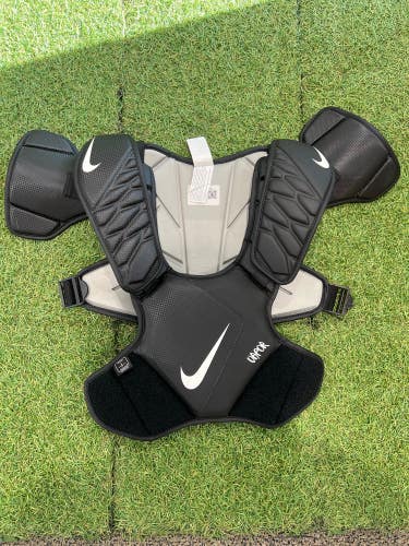 Large Adult Nike Vapor Shoulder Pads (Used)