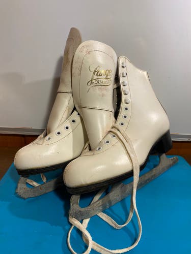 Lange Aquarius Figure Skates  Adult 8 (Used)