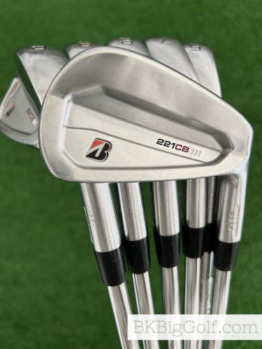 Bridgestone 221 CB Forged Iron Set 5-P / NS Pro Modus Tour 105 Stiff