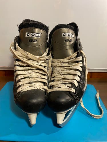 CCM 92 Hockey Skates Size 3 (Used)