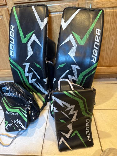 33"  Bauer Hyperlite 2 Regular Goalie Full Set Pro Stock (Used)