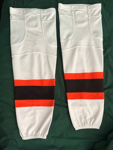 White Large Senior Socks (Used)