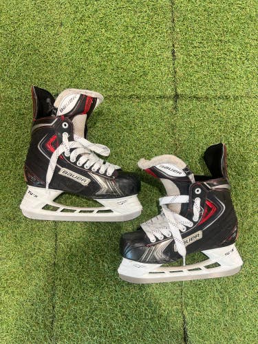 Senior Bauer Vapor X70 Hockey Skates Regular Width 7.0 (Used)