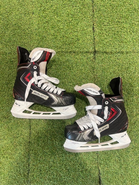 Senior Bauer Vapor X70 Hockey Skates Regular Width 7.0 (Used)