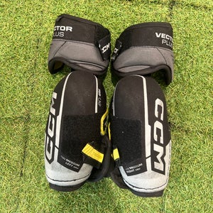 Senior Medium CCM Vector Plus Elbow Pads (Used)