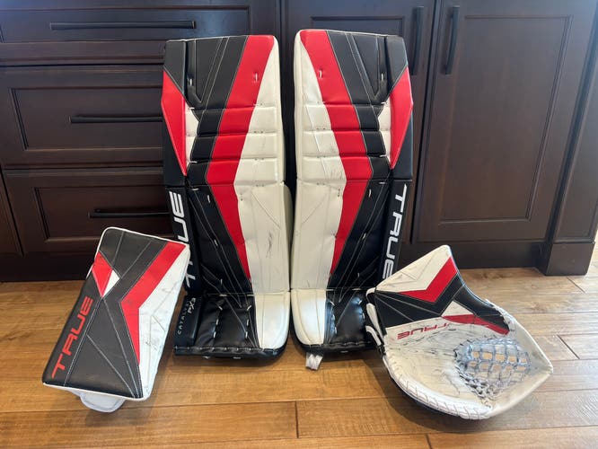 Pro Stock 34+1 True Catalyst PX3 Pro Goalie Pads & Gloves Set Andersen