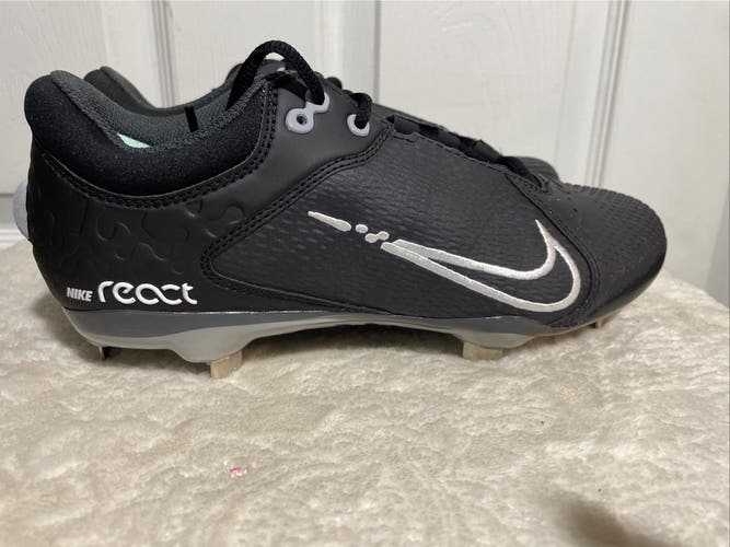 Black Women's Size M 7.0 (W 8.0) Nike Hyperdiamond 4 Pro Low Top Metal (New)