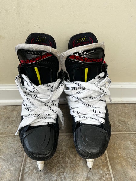 Used Size 3 EE (Fit 2) Bauer Vapor 2X Pro Hockey Skates
