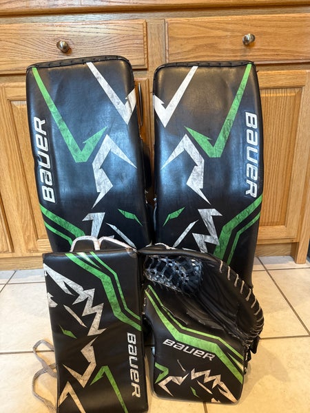 33"  Bauer Hyperlite 2 Regular Goalie Full Set Pro Stock (Used)