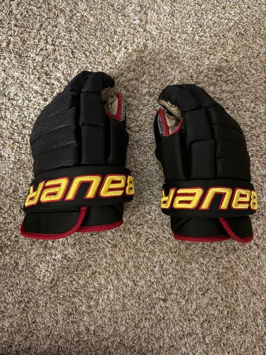 Bauer Vapor Pro Team Gloves 14" Pro Stock (Used)
