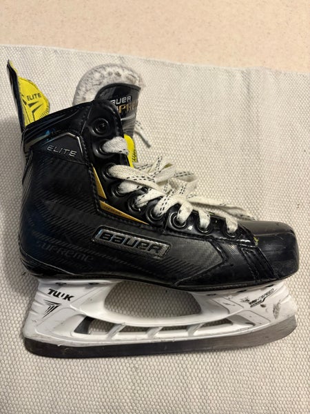 Bauer Supreme Elite Hockey Skates Size 2.5 (Used)