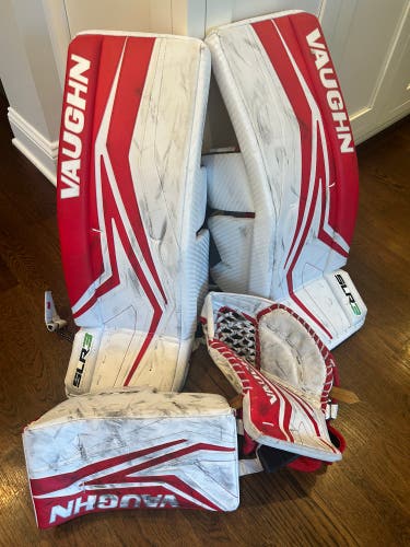 26" Vaughn SLR3 Regular Goalie Full Set (Used)