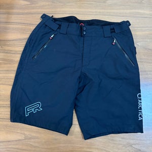 Arctica Race Training Shorts, Unisex Large