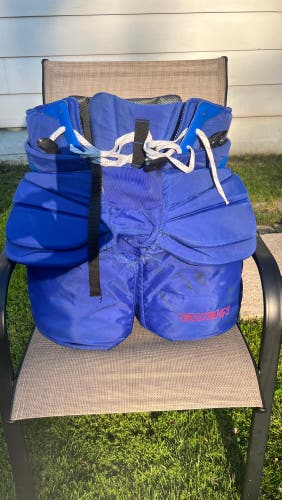 Senior Medium 2023 custom Vaughn Velocity V10 Pro Carbon Hockey Goalie Pants (Used)