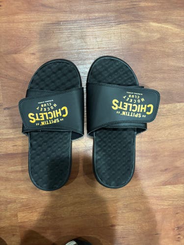 Black Adult Size M 7.0 lW 8.0) (Used)