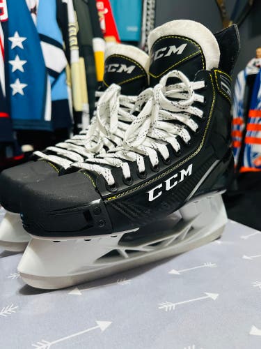 CCM Hockey Skates 10 (Used)