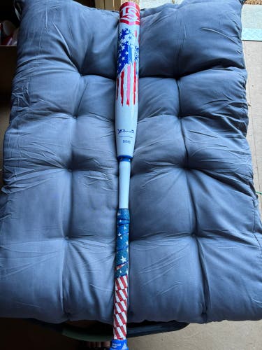 Louisville Slugger Genesis Bat 27 oz 34" (Used)
