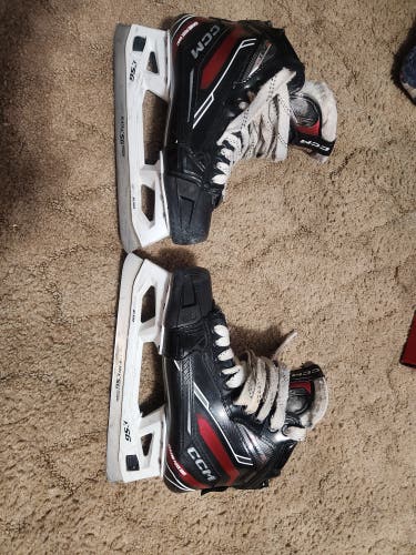CCM EFLEX 6.9 Hockey Goalie Skates Size 6.5 (Used)