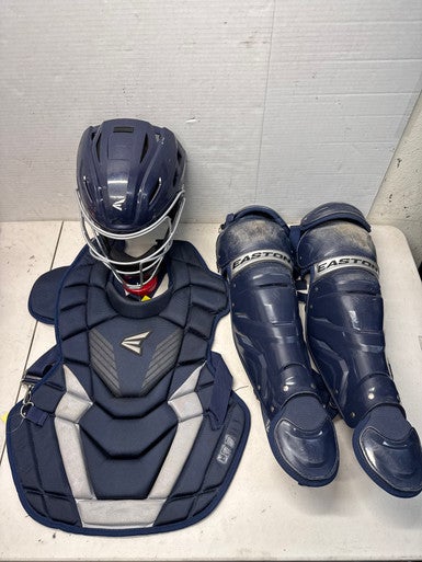 Used Easton GAMETIME CATCH SET Catchers Chest Protector Navy Blue Adult 11835-S000197365