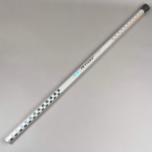 Under Armour Armour Grip 32" Attack / Mid Lacrosse Shaft