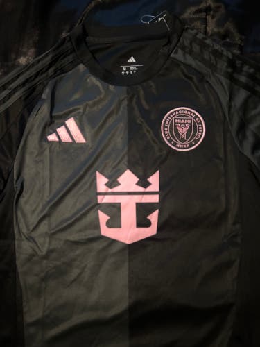Adidas 25/26 INTER MIAMI AWAY KIT w/ tag & bag (M)