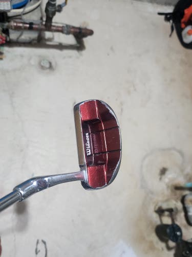 Red Men's Wilson Mallet T7 Right Handed Putter Uniflex (Used)