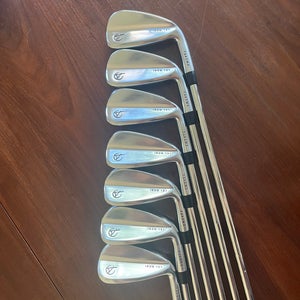 Men's 2025  101 Right Handed Iron Set Regular Flex  Steel Shaft (Used)
