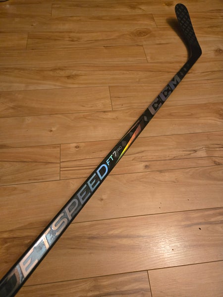 CCM Jetspeed FT7 Pro: Left 85 Flex P90 Curve