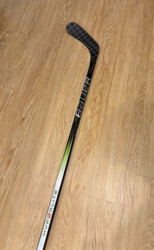 Senior Bauer Vapor Hyperlite 2 Left Hand Hockey Stick P92 (Used)