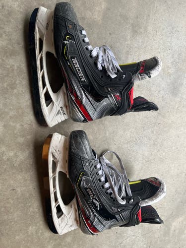 Bauer Vapor 2X Pro Hockey Skates Size 4.5 (Used)