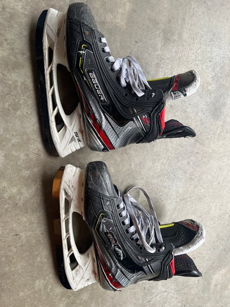 Bauer Vapor 2X Pro Hockey Skates Size 4.5 (Used)