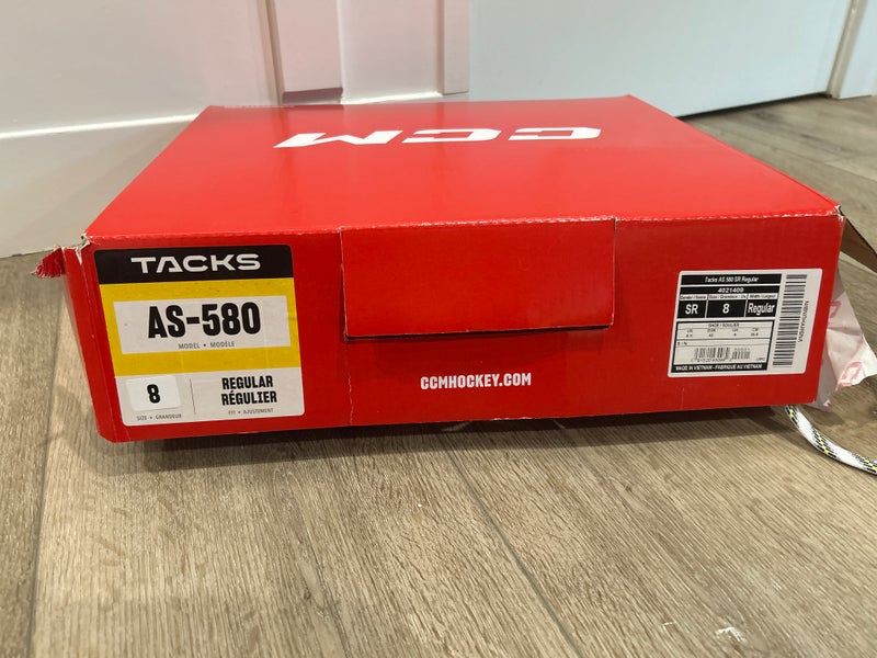 2024 CCM AS-580 Hockey Skates Regular Width 8 (New)