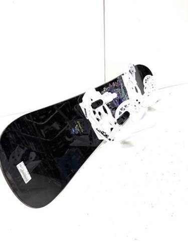 Used Burton RIPPEY 158.5 W NEW MATRIX BINDINGS Womens Board/Bindings Black 158 cm 11860-S000296315