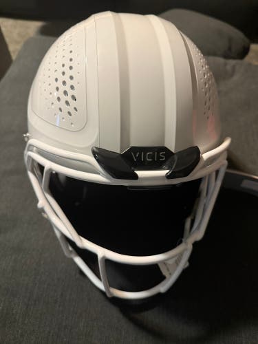 Youth Large Vicis ZERO2 Helmet (New)