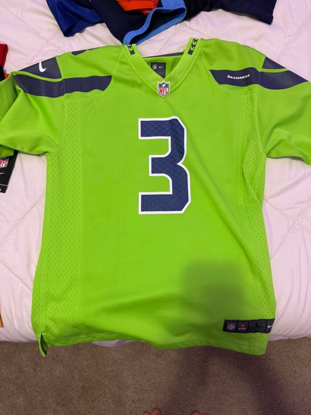 Green Large Boys Nike Jersey (Used)