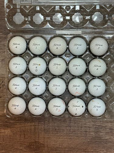 20 Titleist Pro V1 Golf Balls