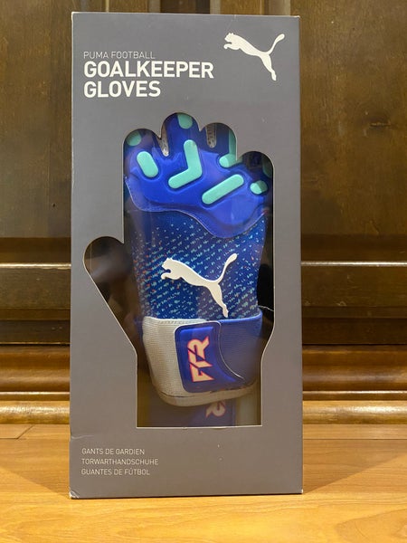 Medium Puma Goalie Gloves (New)